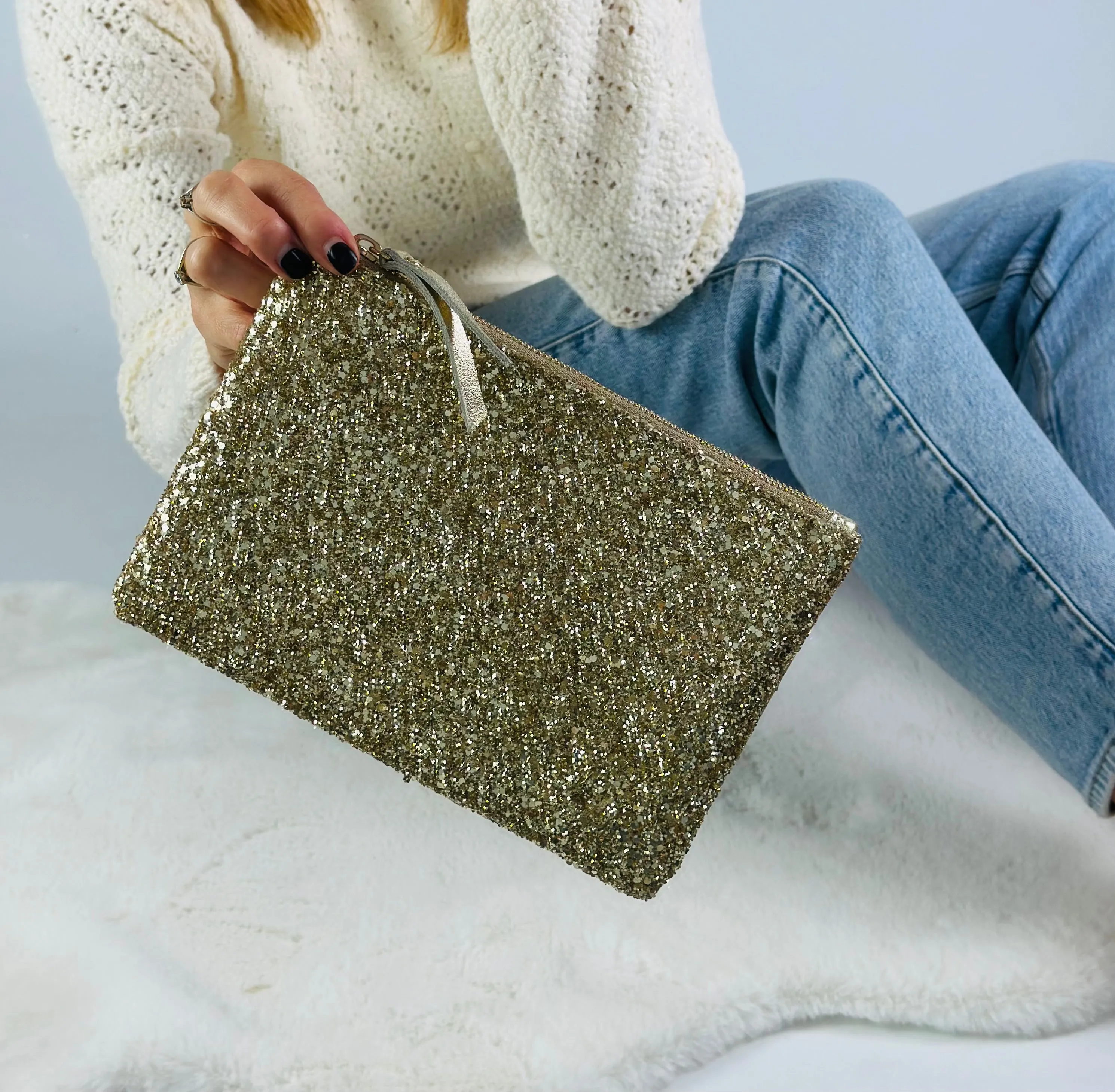 Press sample Gold glitter Clutch